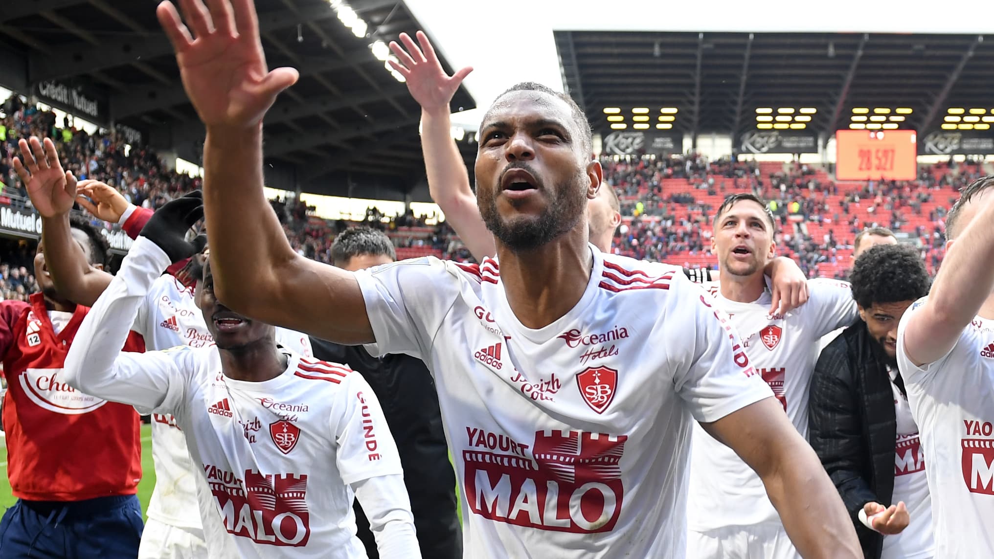 Flash Info – Mercato: Steve Mounié quitte Brest pour la Bundesliga