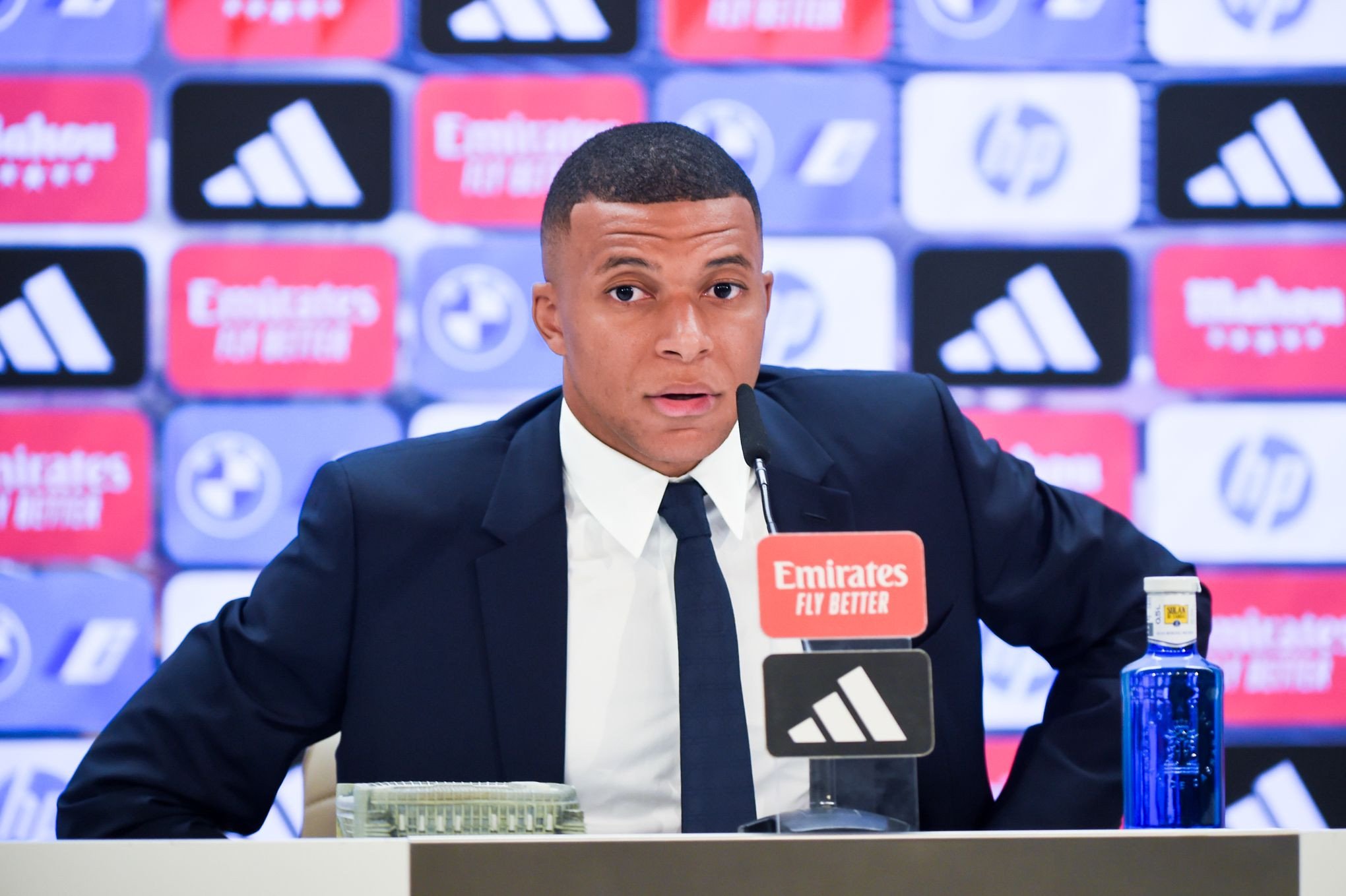 Info Foot – Mbappé : Une bataille annoncée dans le vestiaire du Real Madrid ?