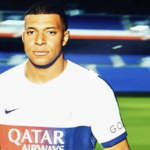 Foot – 
				Kylian Mbappé contre le PSG: la guerre n’a pas lieu mais…