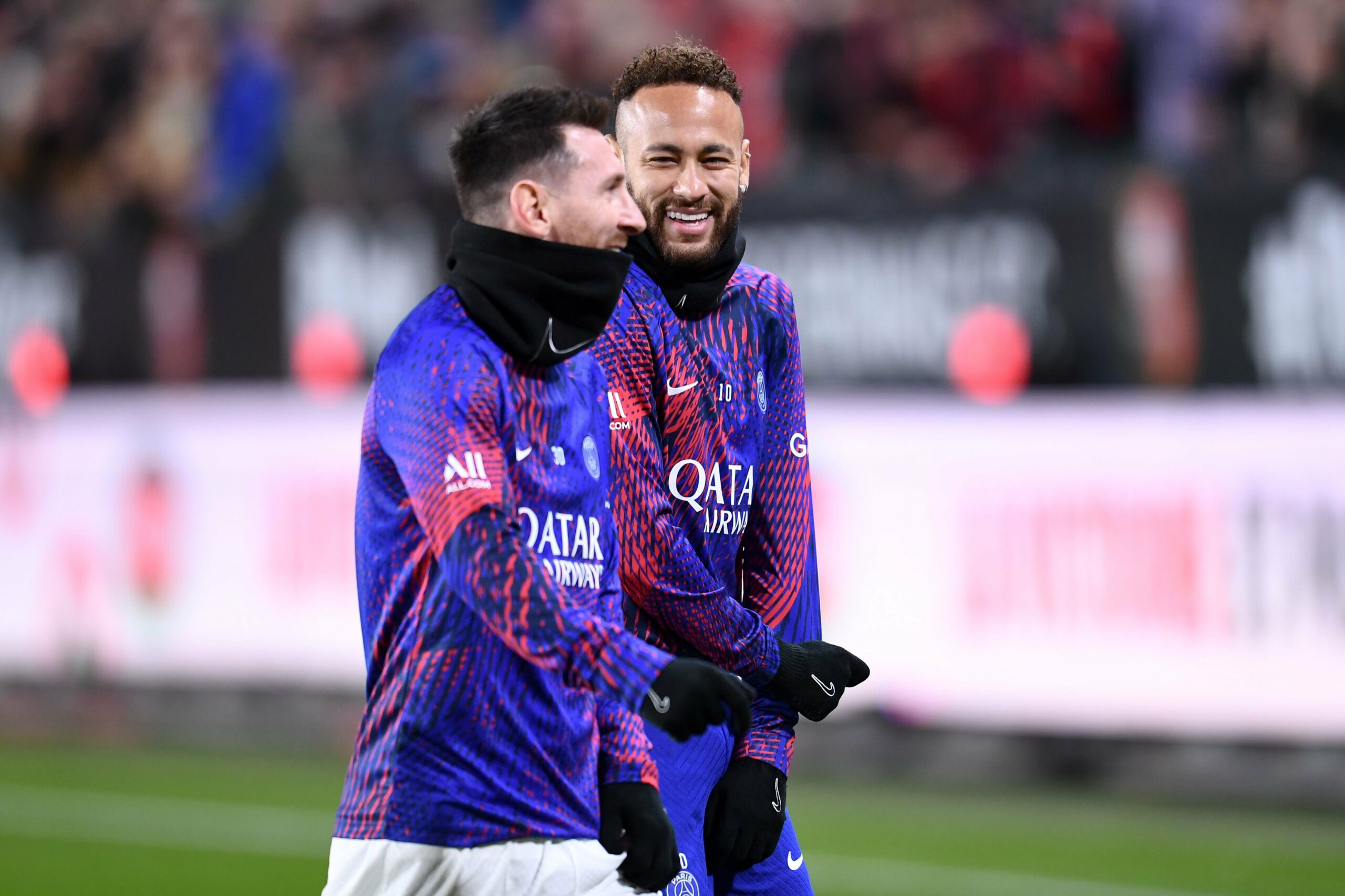 Foot – PSG : Neymar et Messi s’inclinent devant une légende du club !