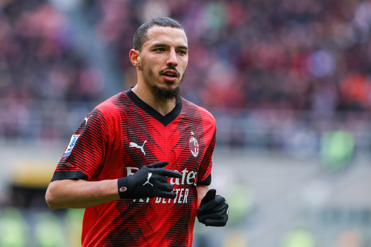 Foot – Mercato : Romano se prononce enfin sur l’avenir
de Bennacer