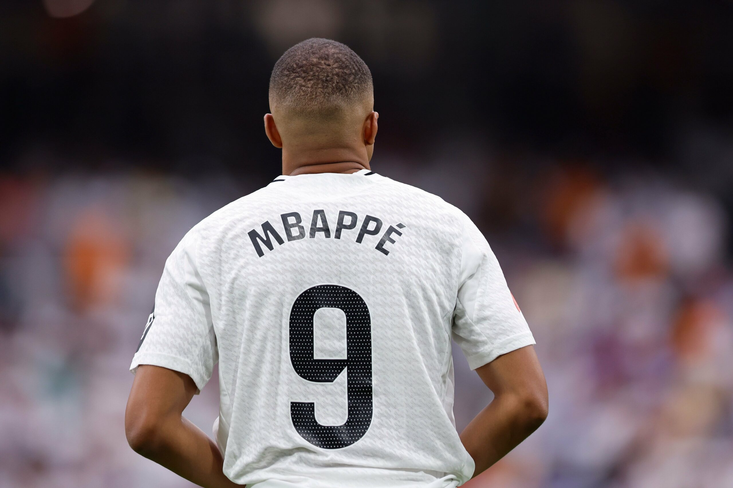 Foot – Real Madrid : Mbappé est critiqué, sa famille sort du silence !