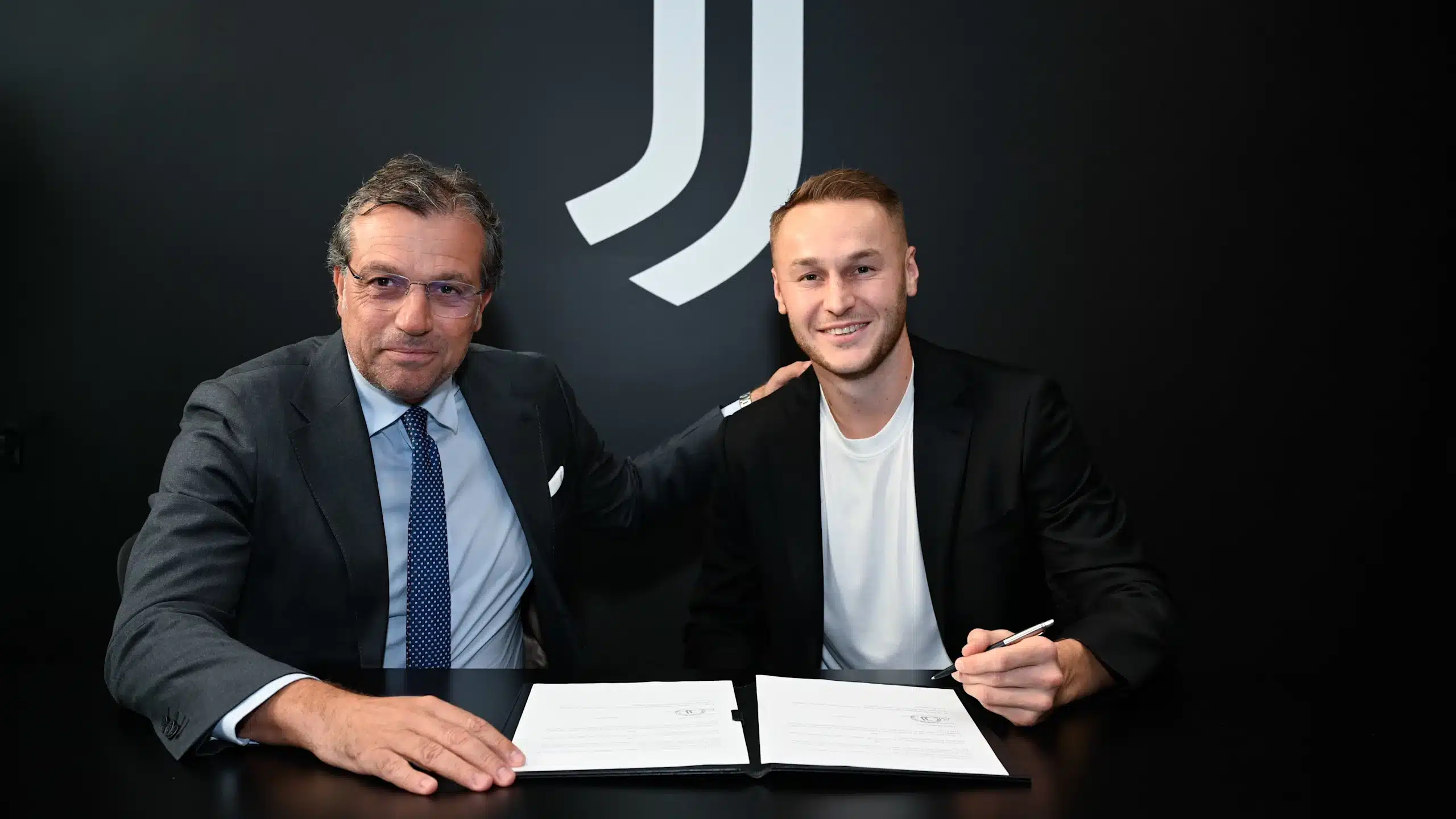 Foot – OFFICIEL : Teun Koopmeiners rejoint la Juventus !