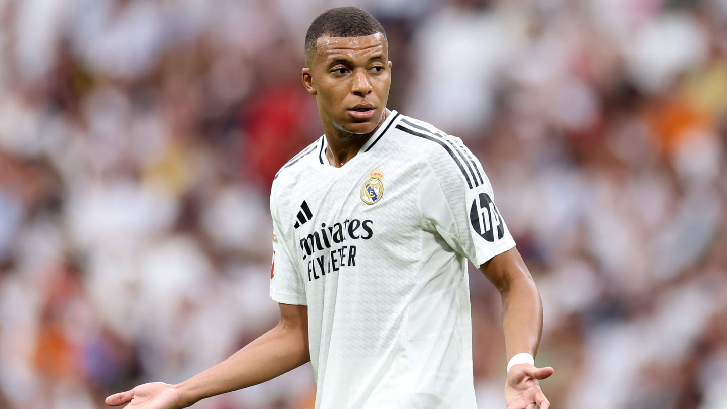 Foot – Kylian Mbappé surpris en train de lire des critiques acerbes sur ses débuts au Real Madrid