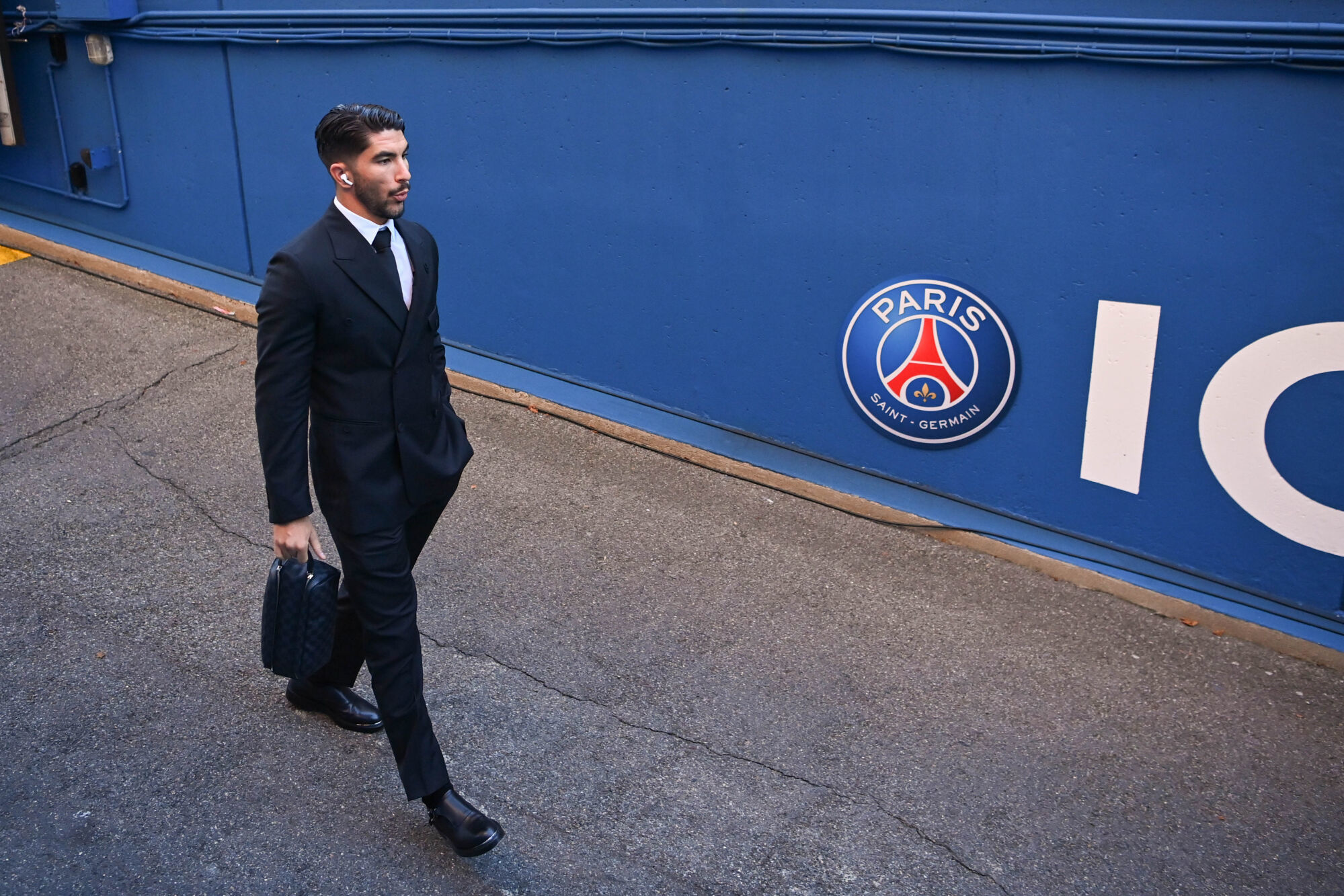 Foot – Mercato PSG : Carlos Soler prêté à West Ham (Officiel) !