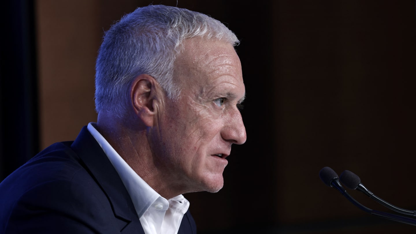 Foot – Equipe de France : Didier Deschamps en dit plus sur son avenir à la tête des Bleus