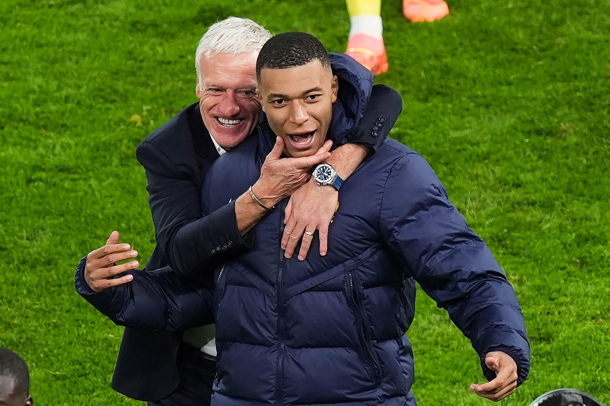 Foot – Real Madrid : Deschamps appelle un «magicien» pour sauver Mbappé !