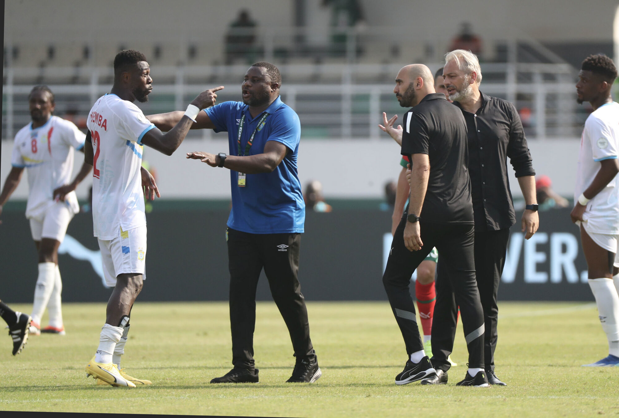 Foot – OM : l’incroyable teasing de Chancel Mbemba, mis au placard par De Zerbi