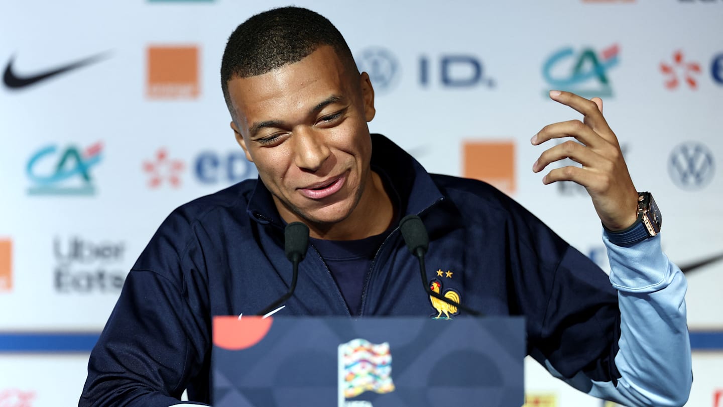 Foot – Equipe de France : Daniel Riolo détruit Kylian Mbappé après son discours face aux critiques