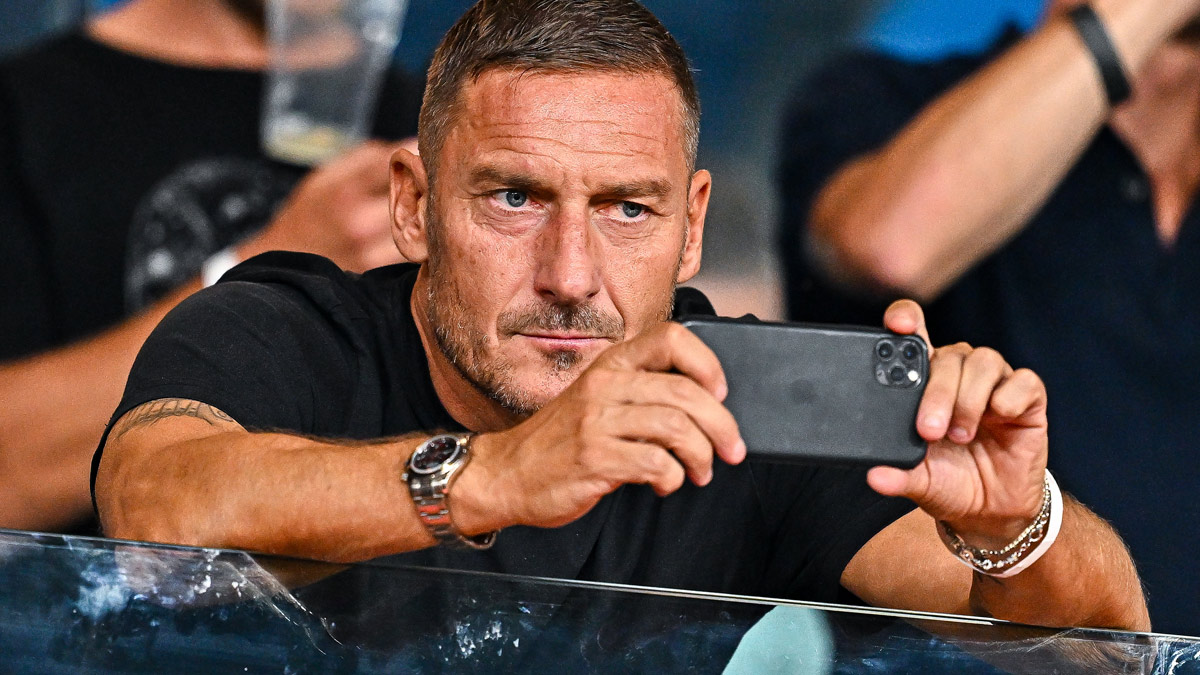 Foot –  Totti « Moi, Del Piero et Maldini, sommes devenus encombrant et concernant De Rossi… ».