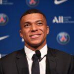 Foot – Mercato – PSG : Hanouna annonce une trahison de Mbappé !