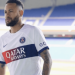 Foot – 
				Neymar fracasse le PSG et (indirectement) Mbappé