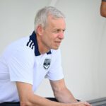 Foot – Pas de stade ni d’équipe, Bruno Irlès déprime à Bordeaux