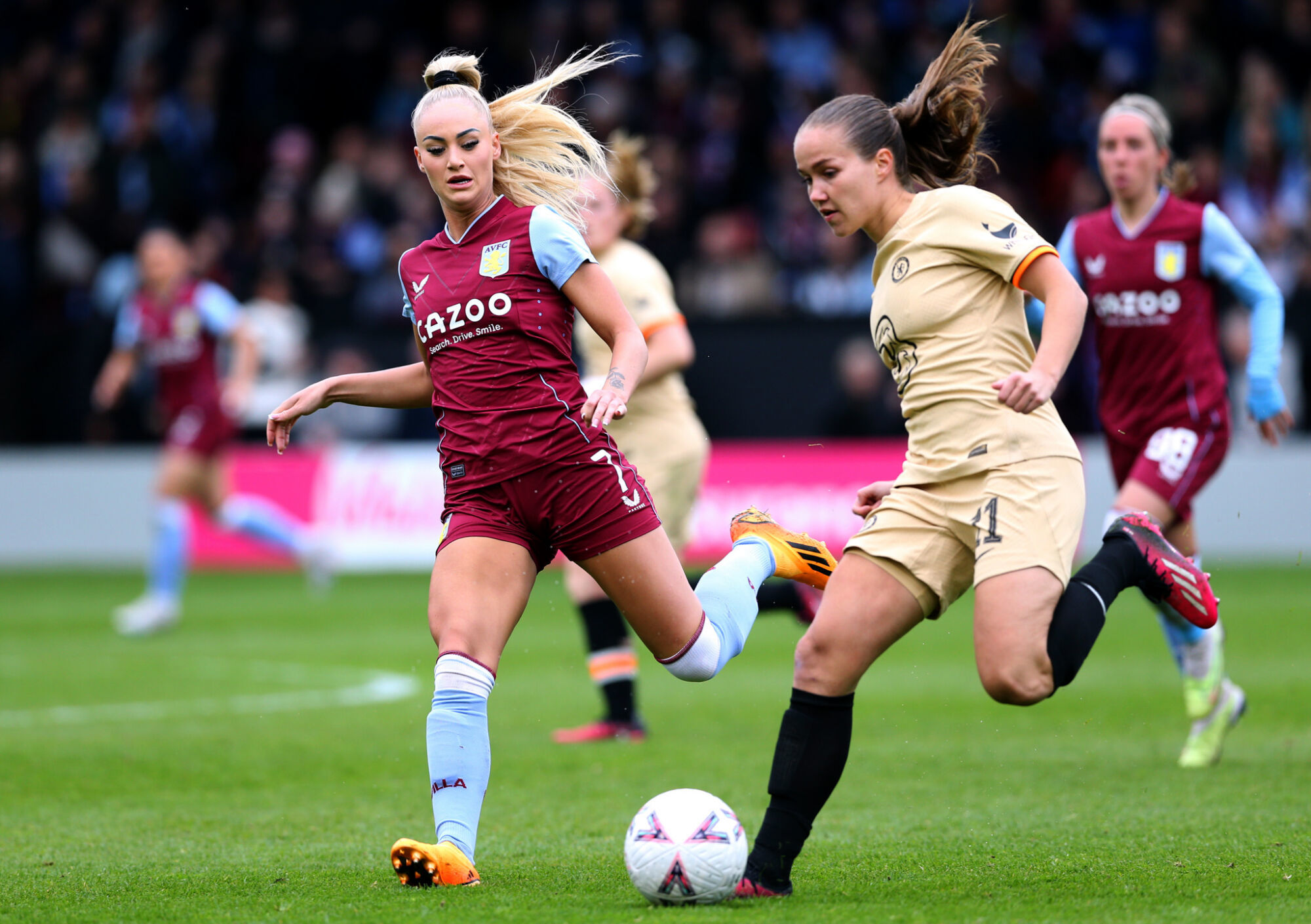 Foot – Inégalités de Salaires entre footballeur : Cette star féminine s’énerve