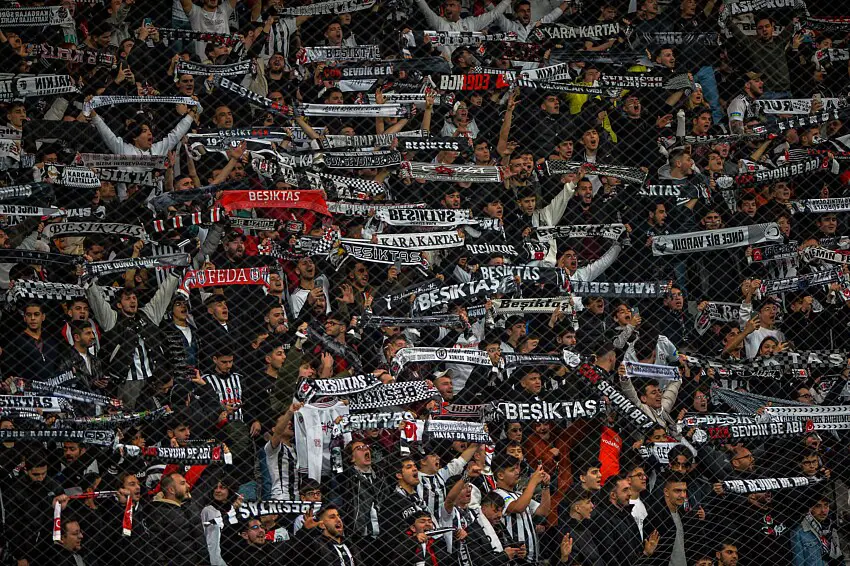 Foot – OL : Les ultras du Besiktas préviennent, ils veulent casser du lyonnais