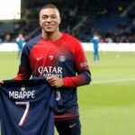 Foot – Riolo charge le PSG pour Mbappé !