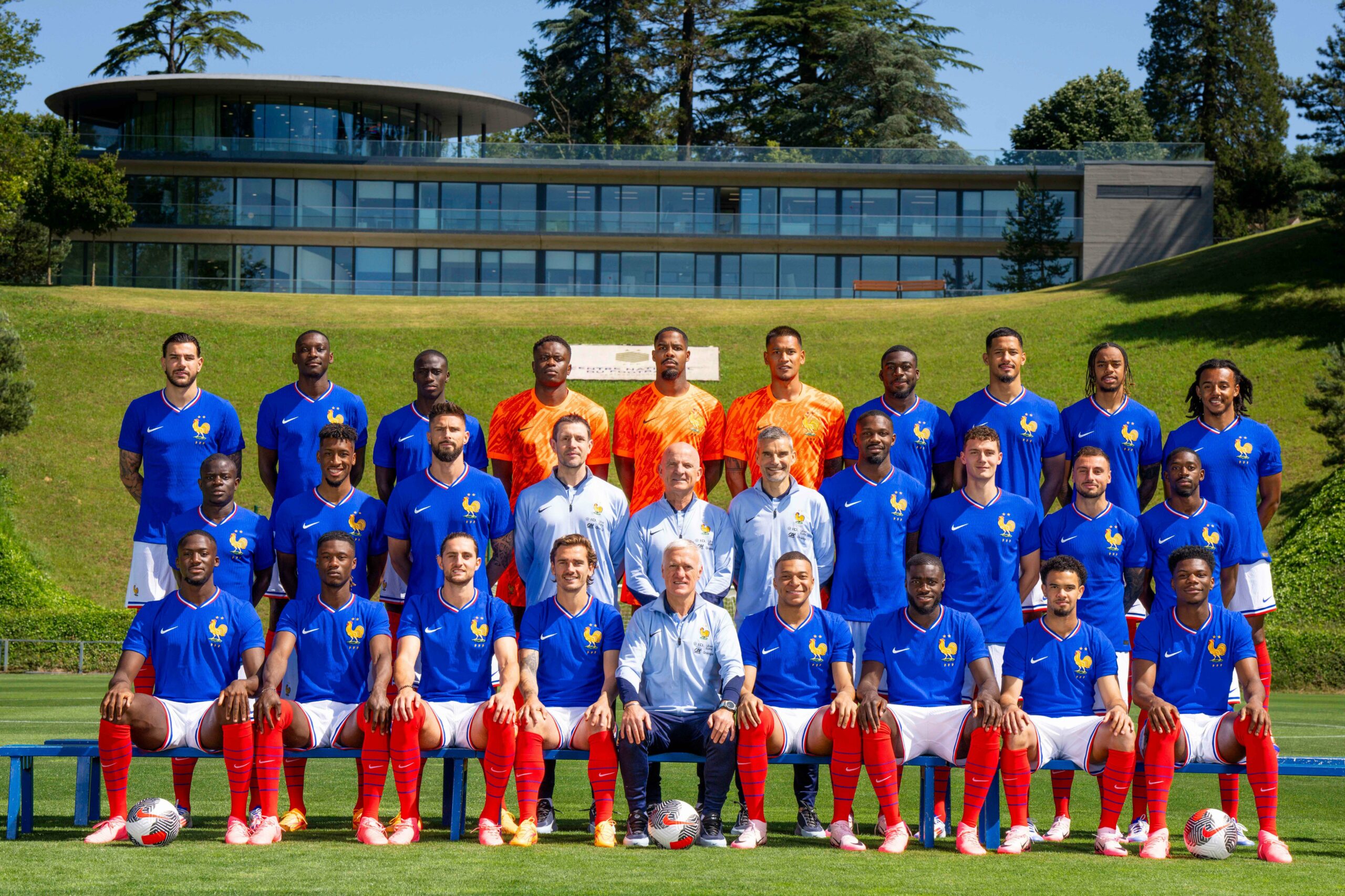 Foot – Le RN taclé par l’équipe de France, cette légende du foot est «choquée»