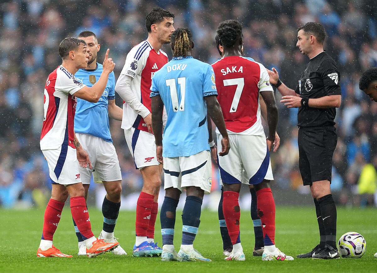 Foot – PL ‍: Michael Oliver provoque la furia d’Arsenal