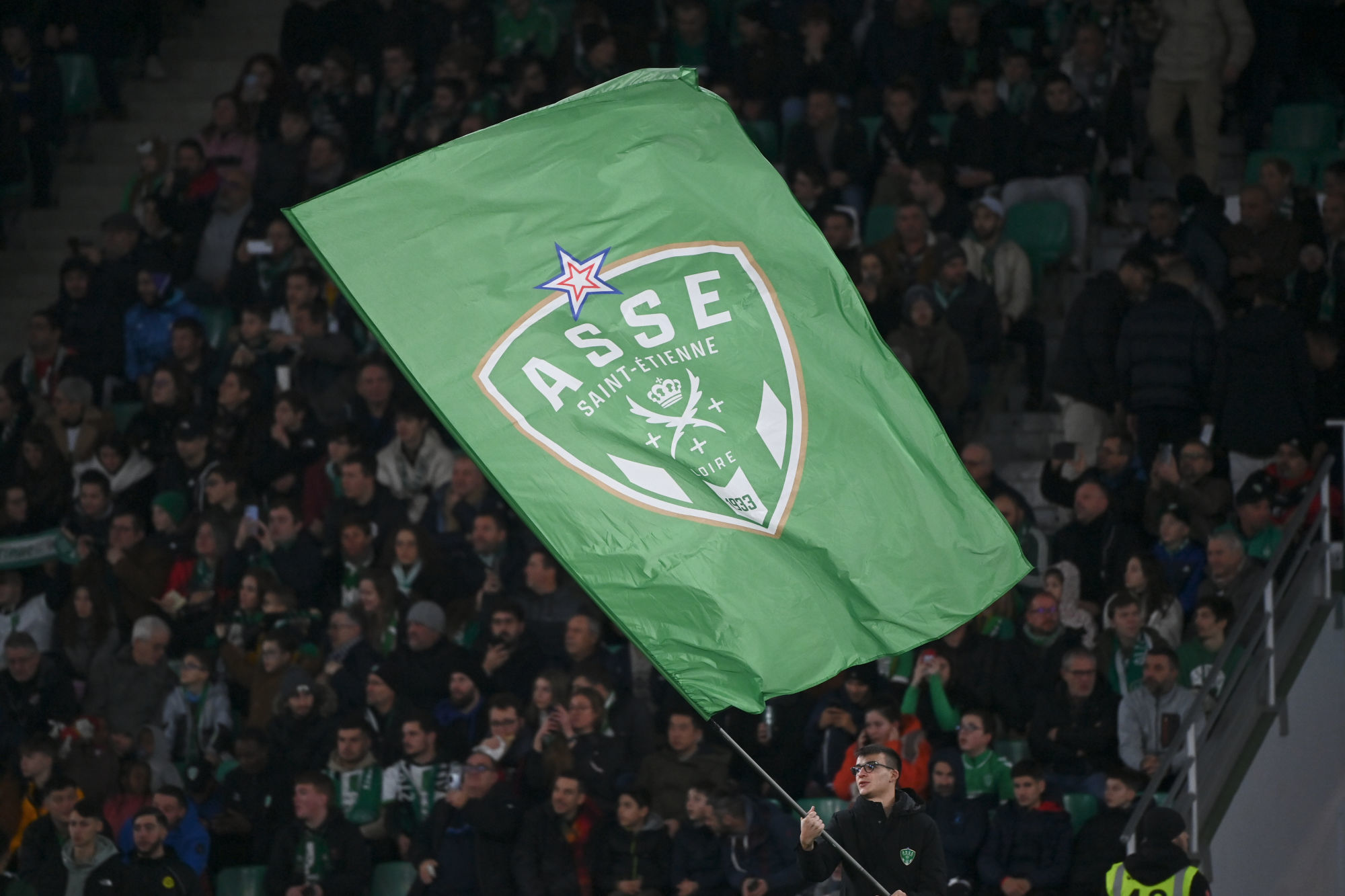 Foot – Saint-Étienne : Un retour en Ligue 1 marqué par la passion