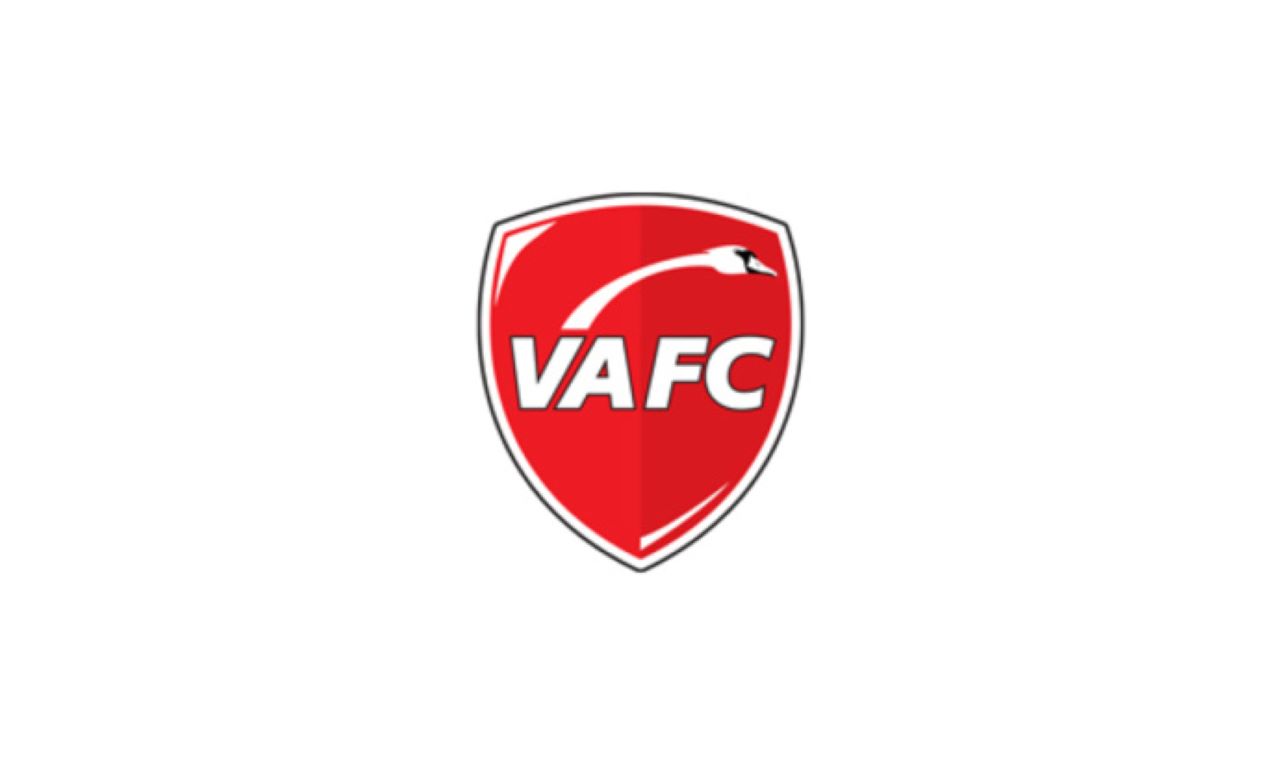 Foot – 
				 VAFC : Valenciennes tenu en échec à Versailles, Oyewusi incroyable !