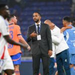 Foot – OM : un journaliste insulte le club en direct et se fait lyncher par les supporters !