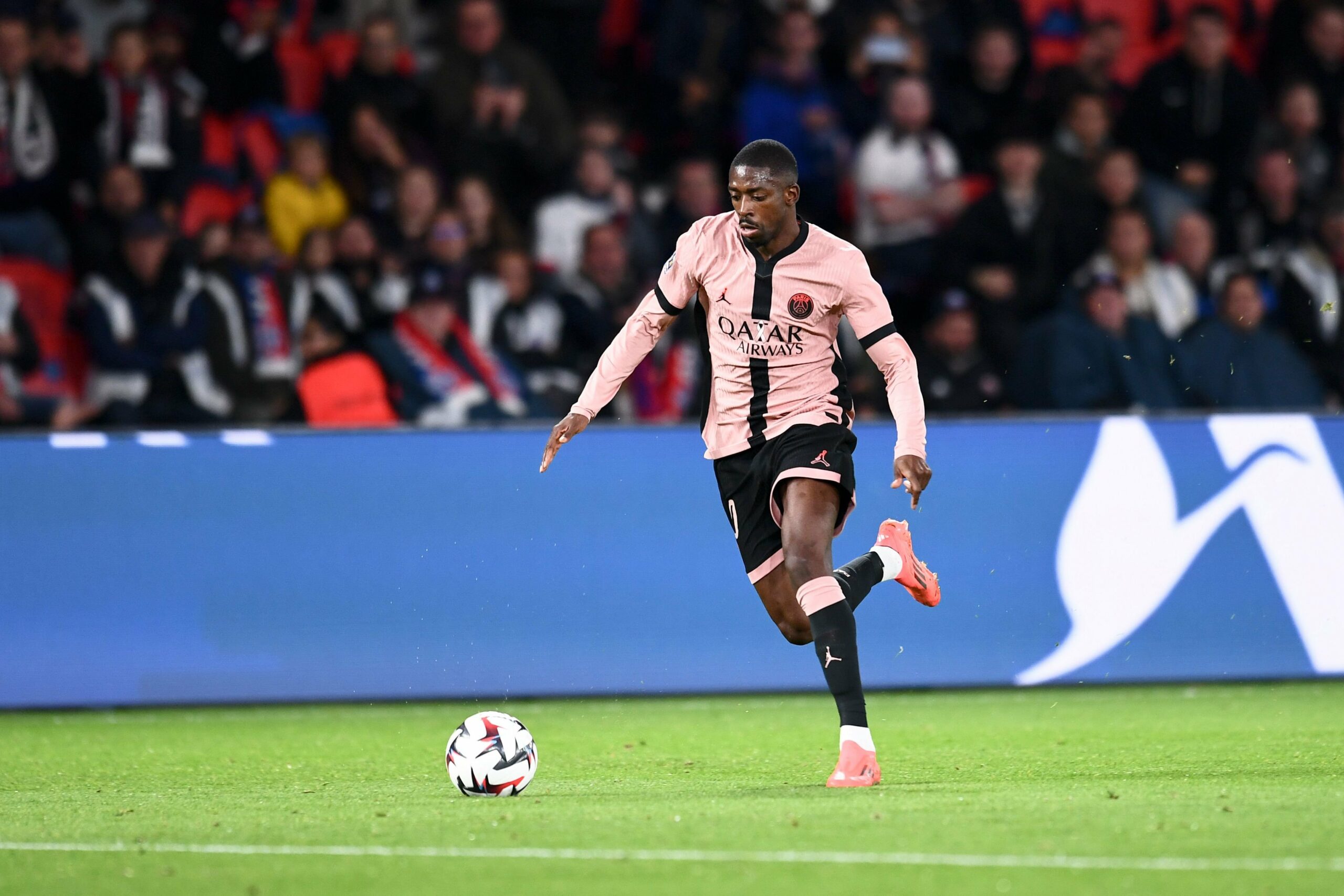 Foot – Il éteint les espoirs du PSG avec Dembélé