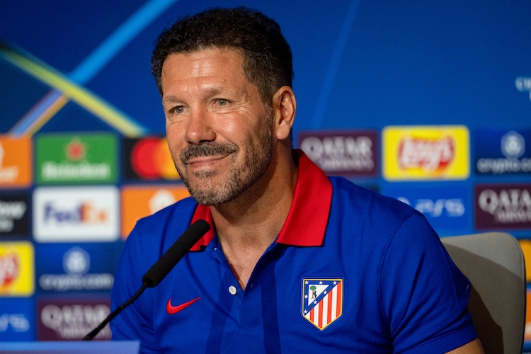 Foot – Simeone : « Comme toujours avant un derby, je
suis nerveux, enthousiaste, excité… »