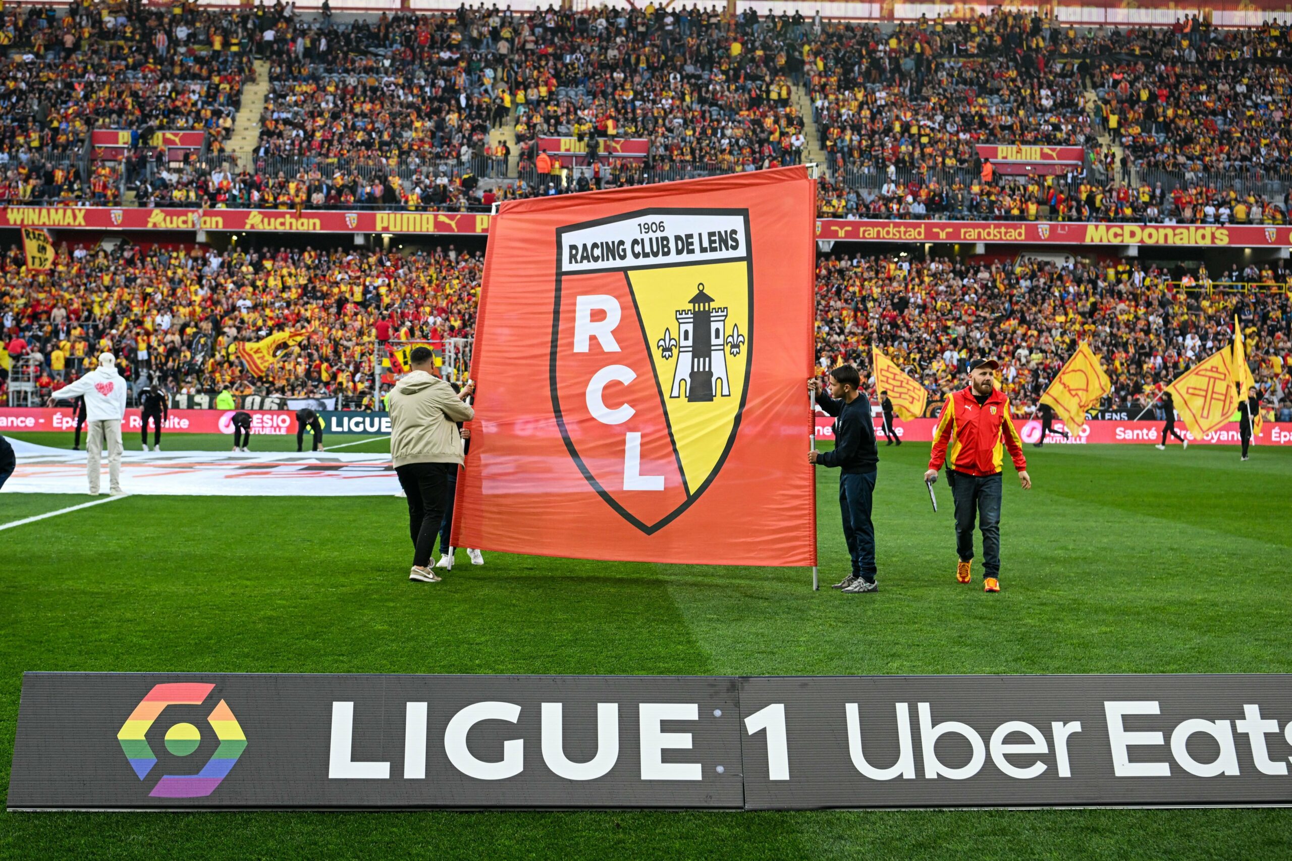 Foot – RC Lens : Un problème est réparé après avoir claqué la porte