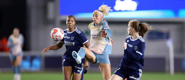 Foot – Ligue des champions féminine : les groupes pour la phase de poule et le calendrier à suivreBasket Ball : Le sélectionneur de l’équipe de France, prolongé à la tête des BleuesSeraphine Okemba : élue meilleure joueuse internationale de l’annéeLe championnats féminins  Anglais signent un partenariat record