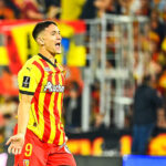 RC Lens : Martin Satriano se blesse au ligament du genou, sa période d’indisponibilité dévoilée !